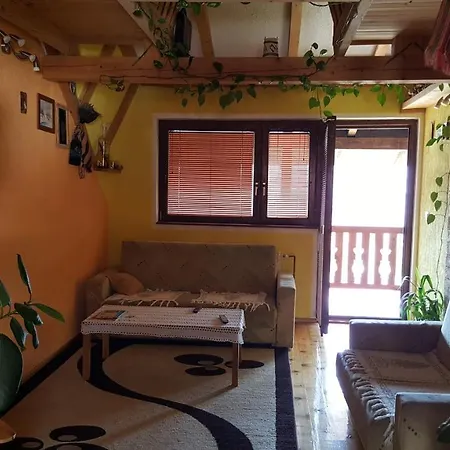 Athosapartment Potkrovlje