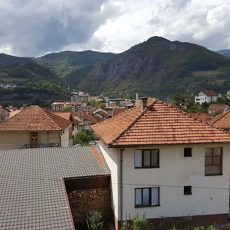 Athosapartment Potkrovlje *